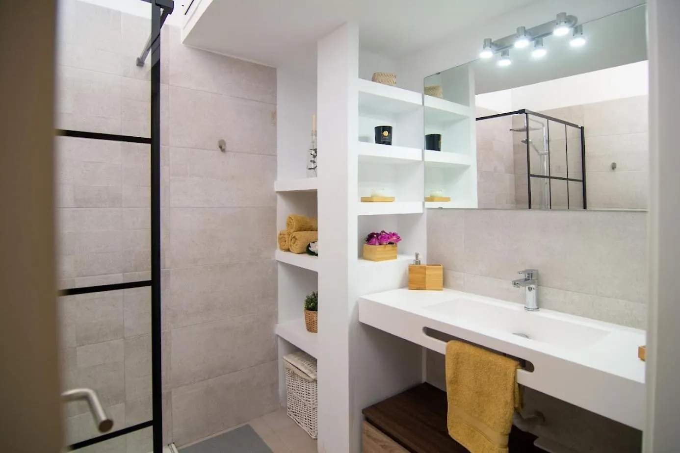 Feratico Santa Cruz Centro Apartment Spain